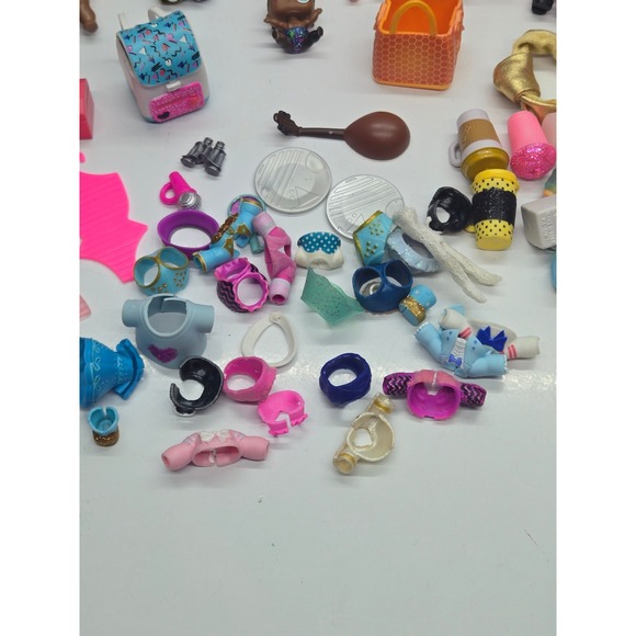 LOL Surprise Dolls Accessories Lot Outfits Shoes Hair Accessories Figures - Picture 6 of 7